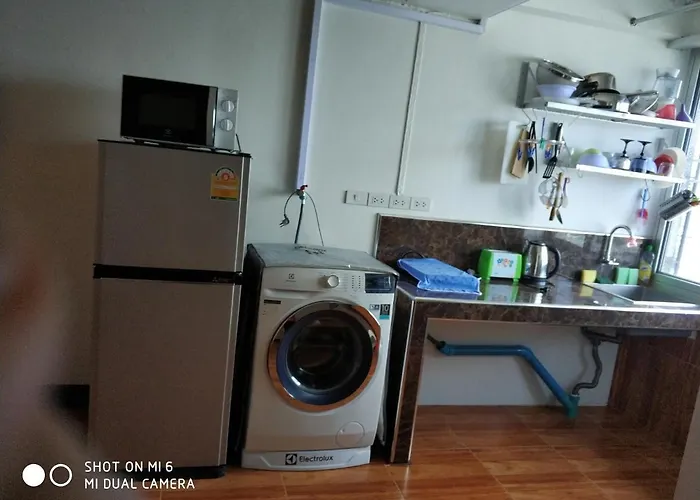 Studio 12 Floor Close To Mrt In Hua Mak Apartment Bangkok